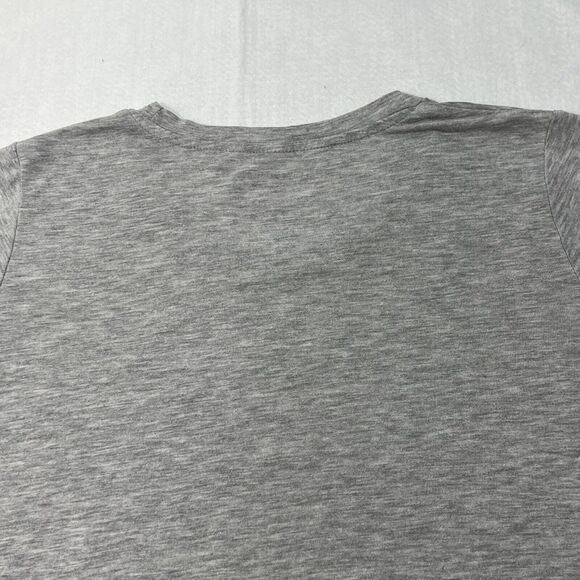 Disney Cast Exclusive Collection Women's Large Short Sleeve Gray Floral T Shirt - Picture 11 of 12